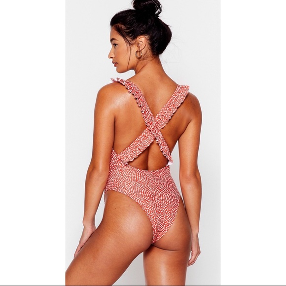 ASO Giannina Gibelli Love Is Blind Nasty Gal Wild Waters Animal Cut-Out Swimsuit - Picture 9 of 12